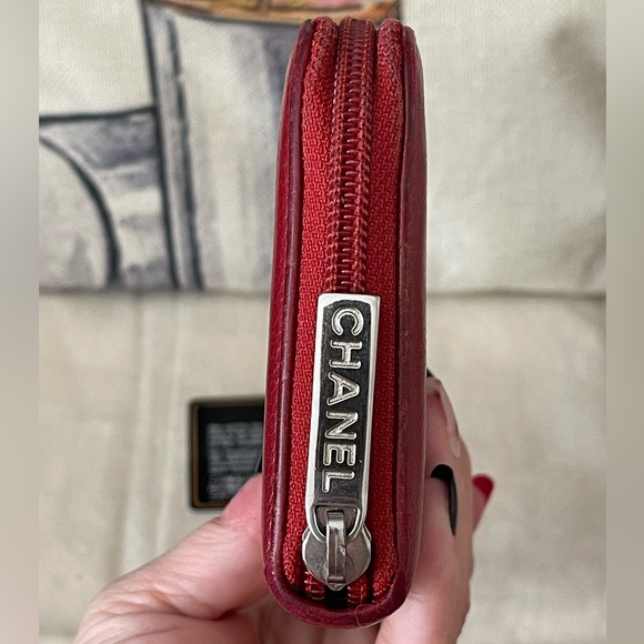 CHANEL Beautiful Caviar Large CC Timeless Zip Around Wallet in Red⭐️W/COA & CARD - Picture 8 of 17